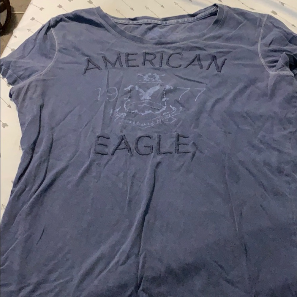 American eagle tshirt